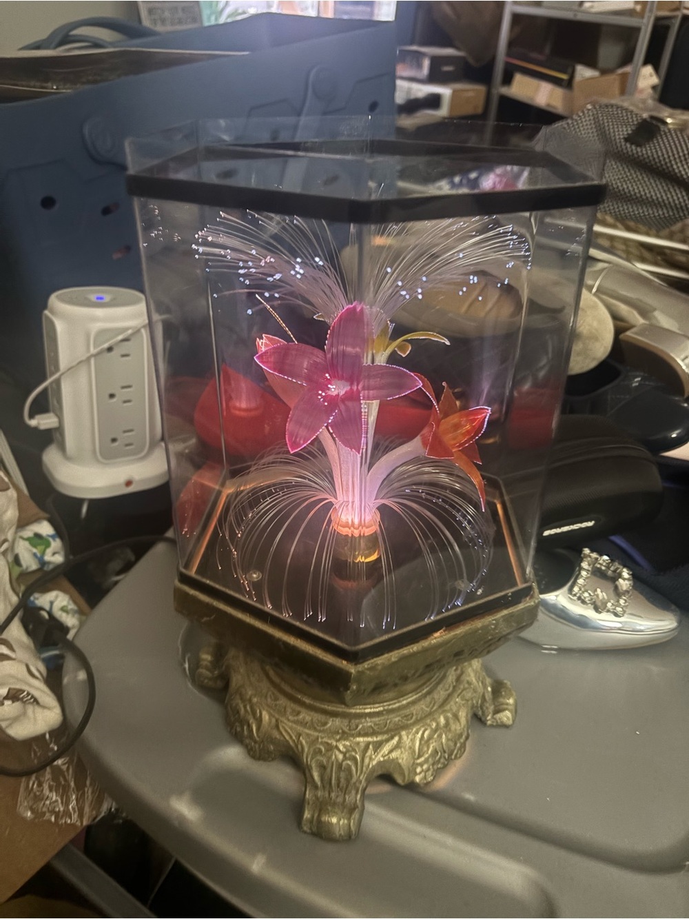 Vintage-Style Rotating Lighted Fiber Optic Floral Lamp - Pink/Gold